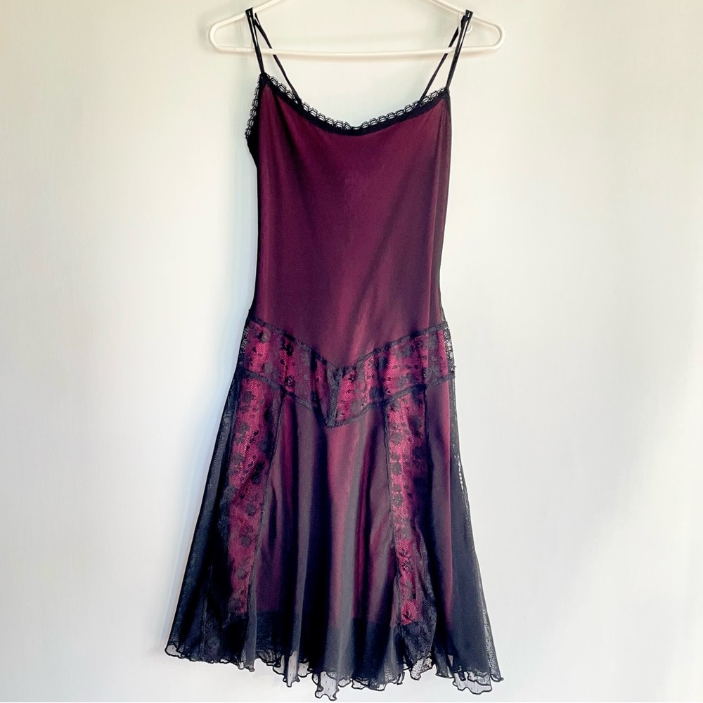 Betsey Johnson Vintage Archive Midi Dress Goth
Rare Overlay Lace Y2K 90s Size M - Picture 4 of 15